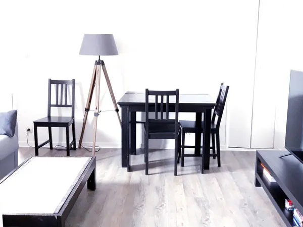2 pièces non meublé 