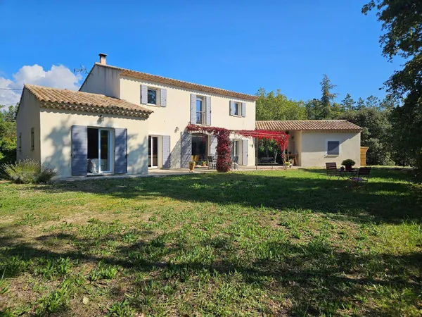 Maison 6 pièces 200 m² 