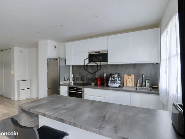 Appartement 3 pièces 61 m² 