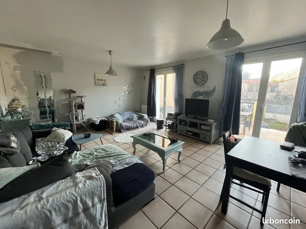 Maison 5 pièces 93 m² 