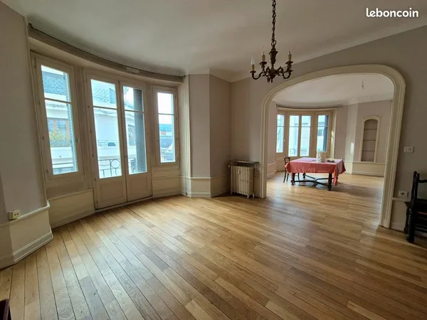 Appartement 6 pièces 178 m² 