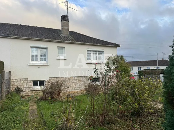 Maison 2 pièces 52 m² 
