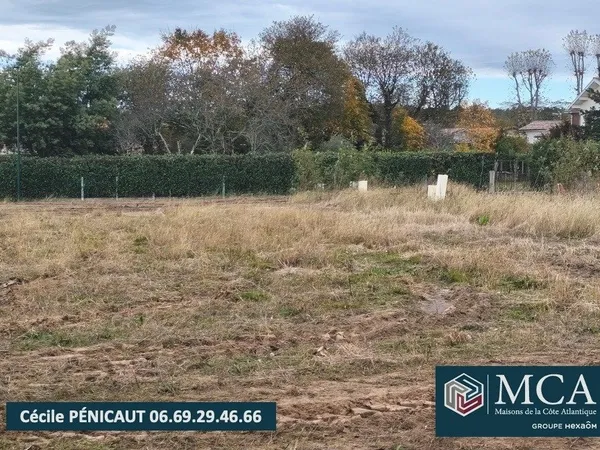 Terrain 500 m² 