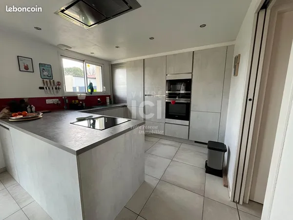 Maison 6 pièces 116 m² 