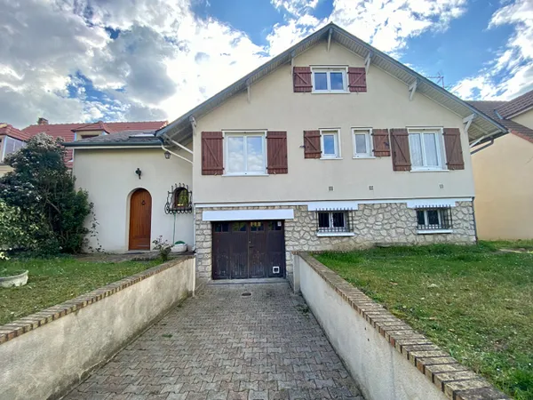 A VENDRE Maison Cergy Village 5 pièces 
