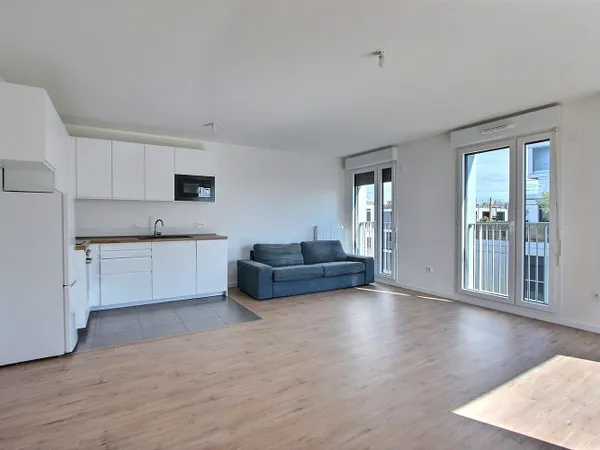Appartement Asnieres Sur Seine 3 pièce(s) de 63.61 m2 AVEC BALCON 