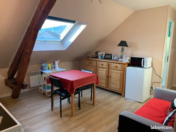 Studio meublé 