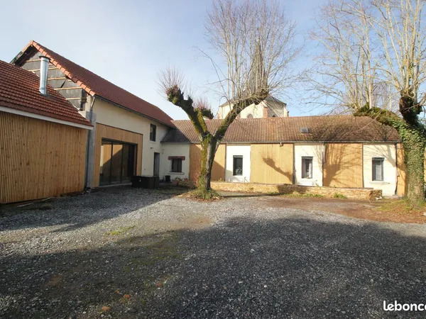 Maison 5 pièces 329 m² 
