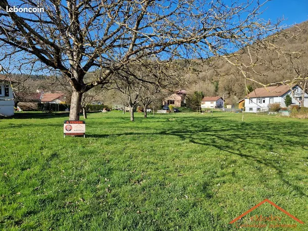 Terrain 1031 m² Éloyes 