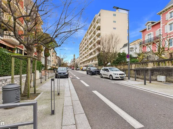 Maison 10 pièces 320 m² 