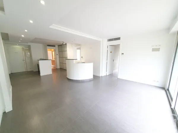 Appartement 6 pièces 111 m² 