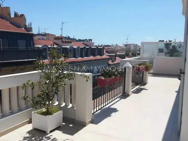 Appartement 3 pièces 84 m² 
