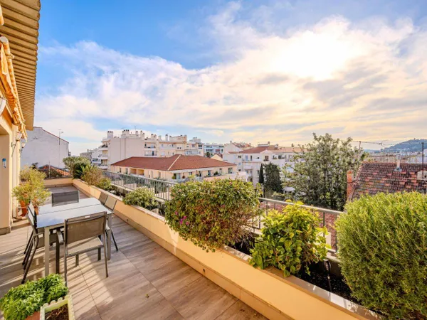Appartement 5 pièces 130 m² 