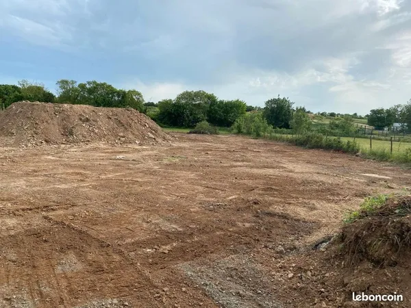 Terrain 4940 m² SAINT SAUVEUR D AUNIS 