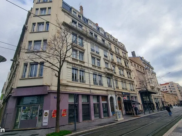 Appartement 3 pièces 99 m² 