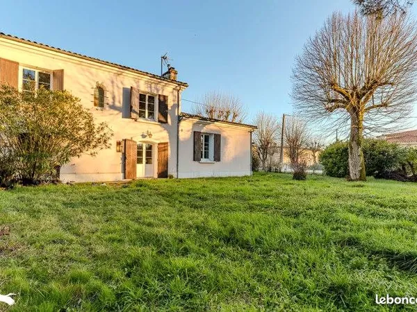 Maison 6 pièces 162 m² 