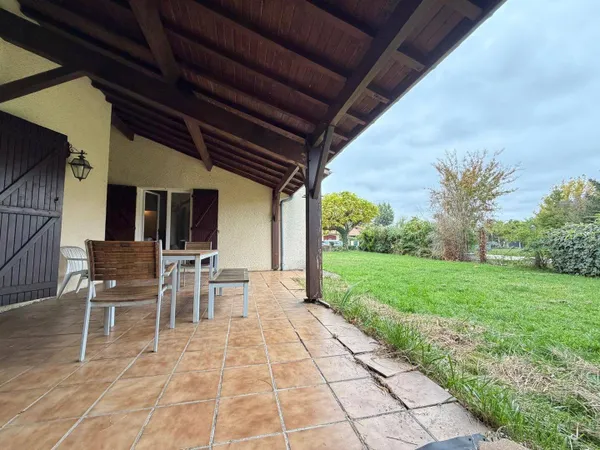 Maison de plain-pied 6 pièces 151 m² 