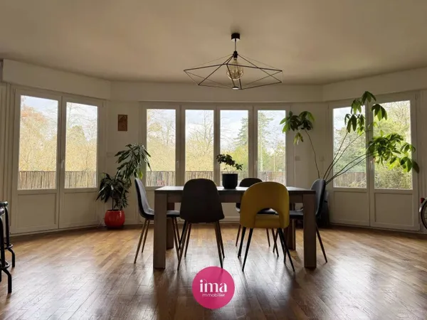 Appartement 4 pièces 84 m² 