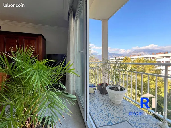 Appartement 4 pièces 80 m² 