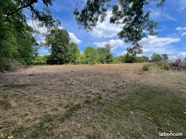 Terrain 2 085 m² Razac Sur L Isle 