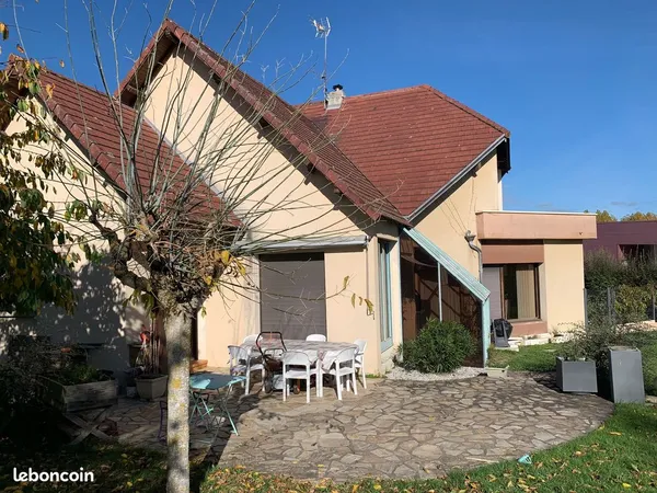 Maison d'architecte de 204m² 