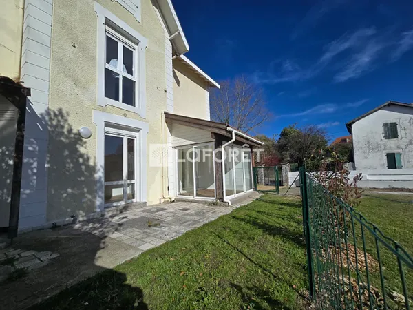 Appartement 3 pièces 53 m² 