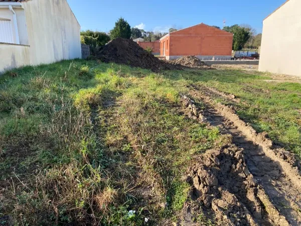 Terrain 240 m² 
