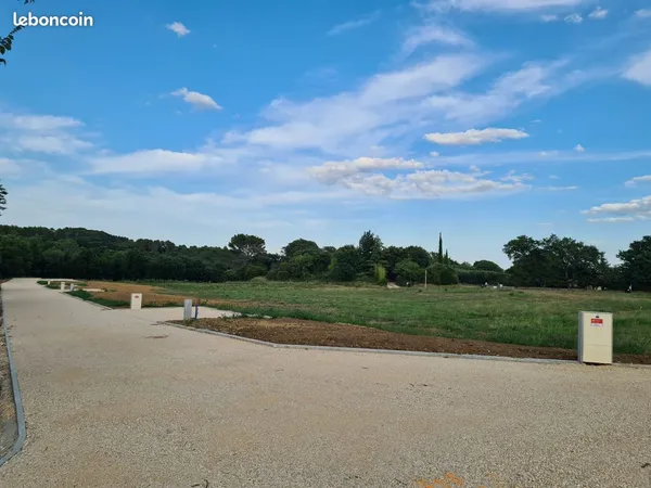 Terrains à bâtir viabilisés - Gattigues (Aigaliers, 30700) 