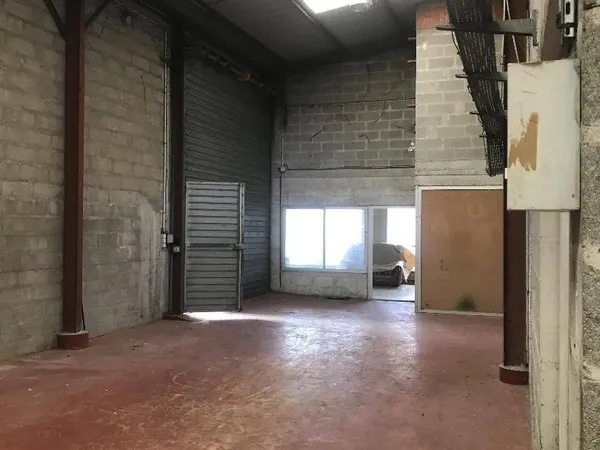Immeuble 750 m² 