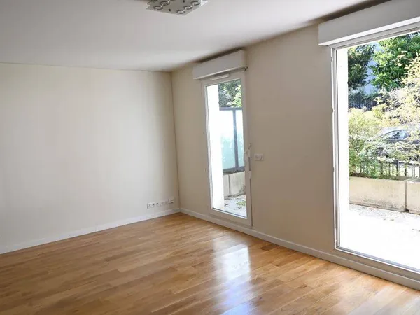 Studio 1 pièce 31 m² 