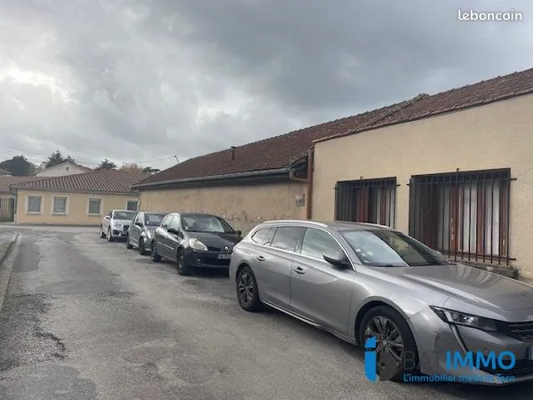 Immeuble 1800 m² 