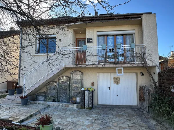 Maison 6 pièces 151 m² 