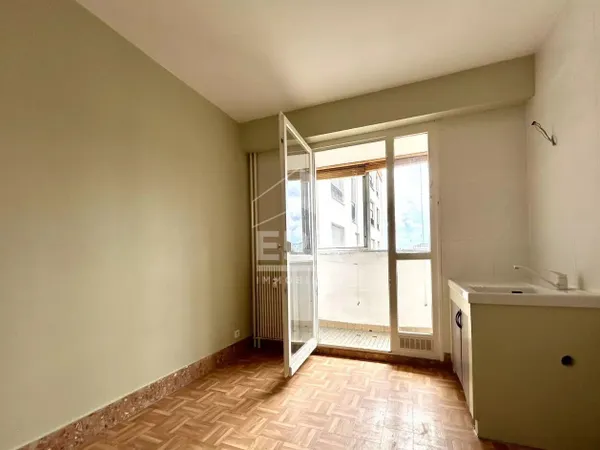Appartement Asnieres Sur Seine 4 pièce(s) 83 m2 