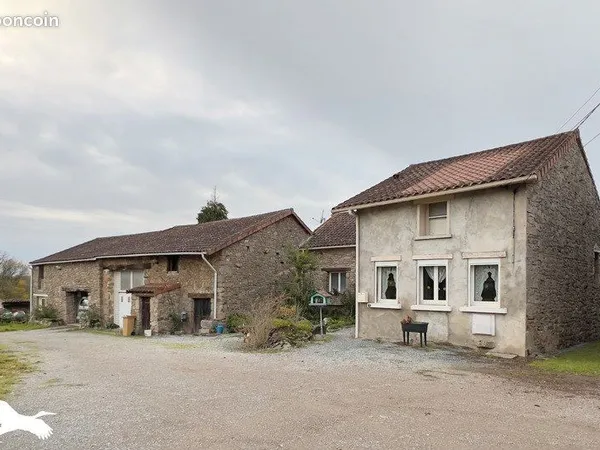 Maison 9 pièces 256 m² 