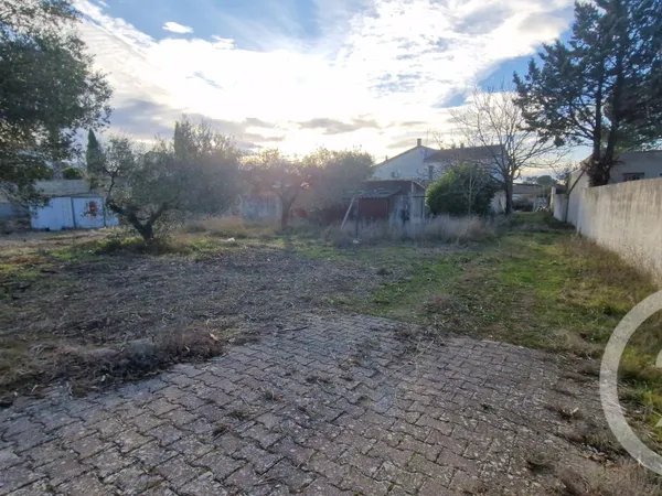 Terrain 297 m² 