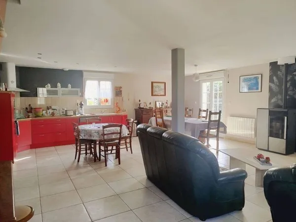 Maison 5 pièces 160 m² 