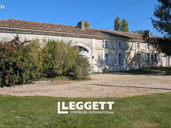 Maison 7 pièces 304 m² 