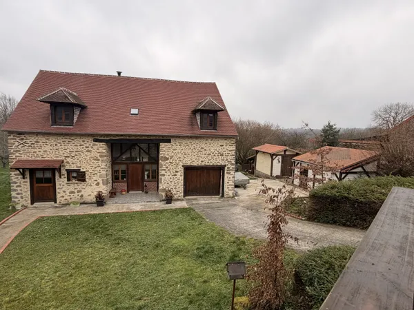 Maison 7 pièces 204 m² 