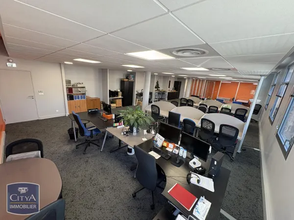 Bureau 126 m² 