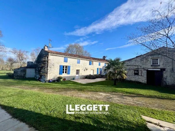Maison 9 pièces 234 m² 
