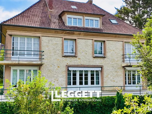 Maison 13 pièces 274 m² 