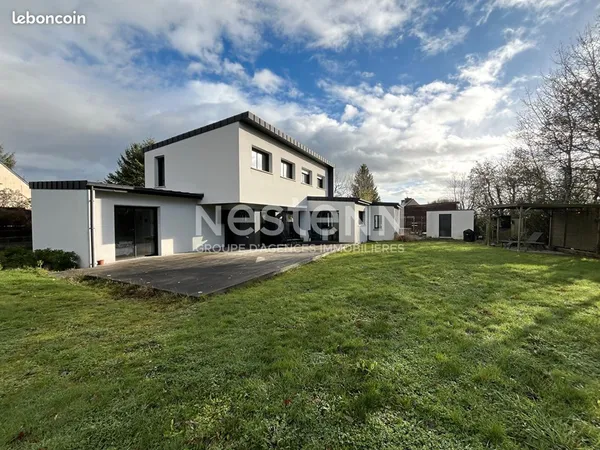 Maison 7 pièces 146 m² 