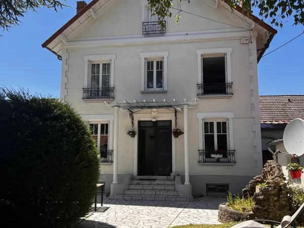 Maison 5 pièces 99 m² 
