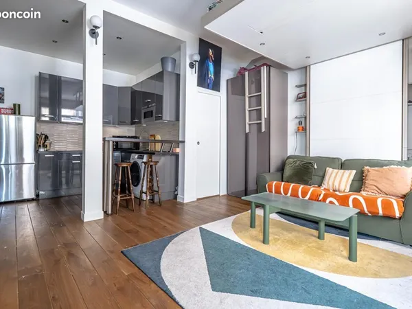 Studio 1 pièce 33 m² 