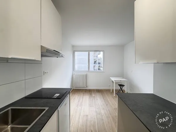 Studio 1 pièce 11 m² 