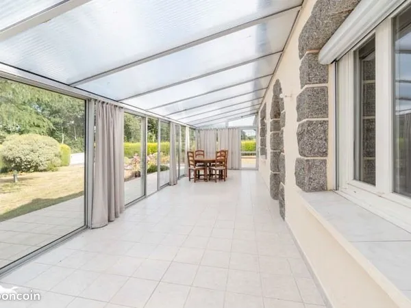 Maison 8 pièces 144 m² 