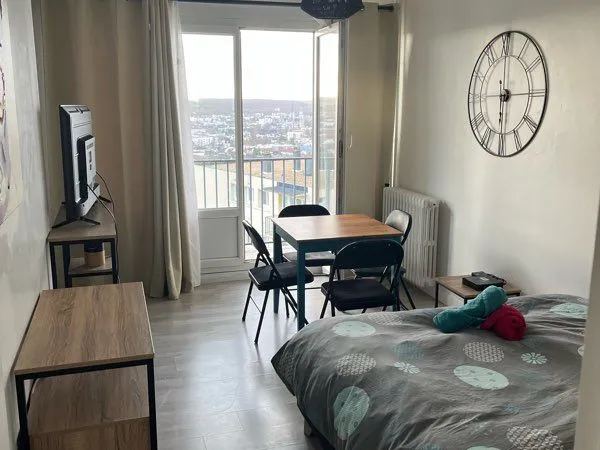 Grand studio tout équipé Evreux 