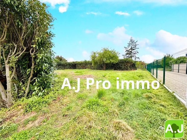 Terrain à bâtir de 801m² 