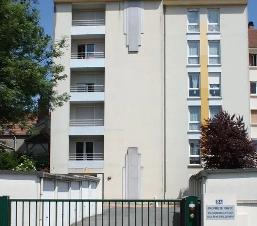 Location Grand Studio 28m2 à Dijon 