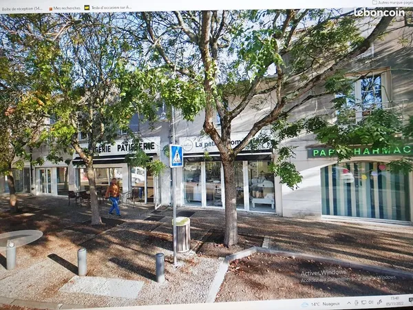 Local commercial à louer 185 m2 